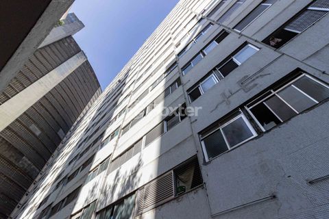 Image 16 - 900646