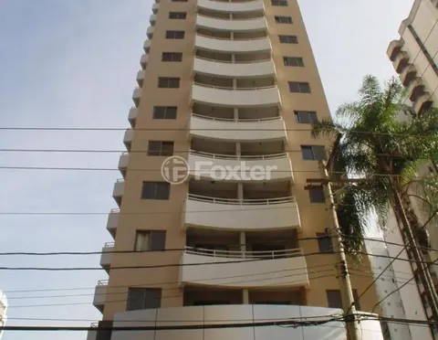 Image 7 - 900522