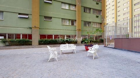 Image 15 - 840158