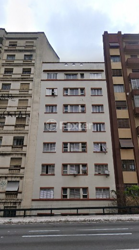 Image 18 - 747368