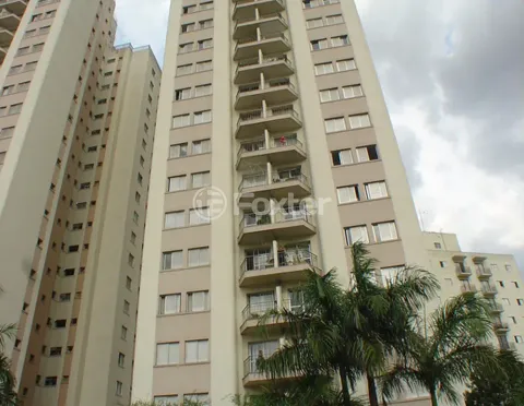 Image 7 - 933992