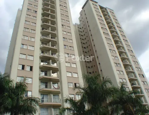 Image 9 - 933992