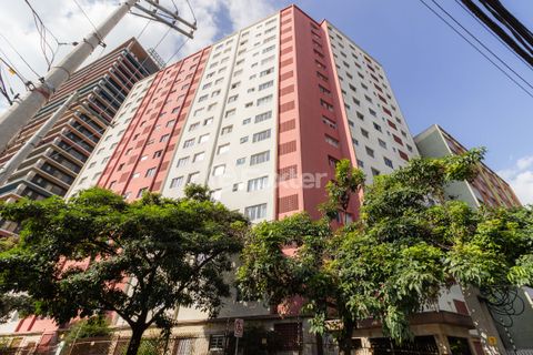Image 18 - 866460