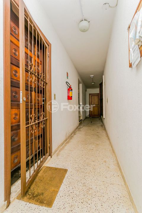 Image 7 - 242366