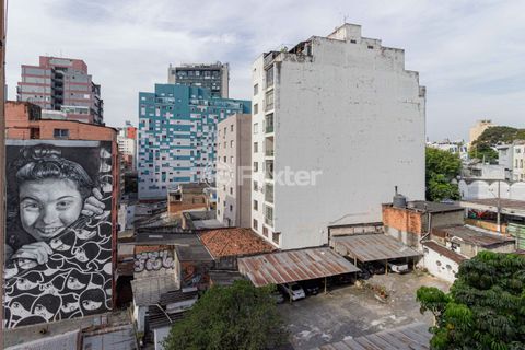 Image 14 - 321111