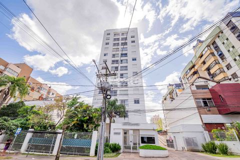Image 16 - 745928