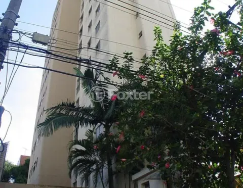 Image 9 - 898582