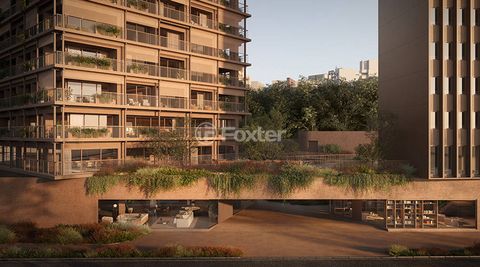 Image 1 - 885217