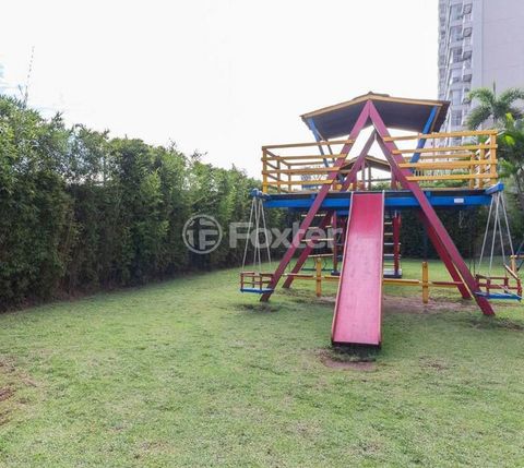 Image 9 - 930662