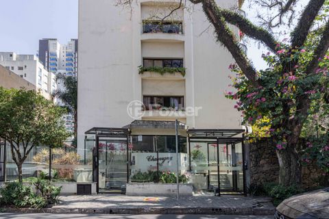 Image 9 - 897591