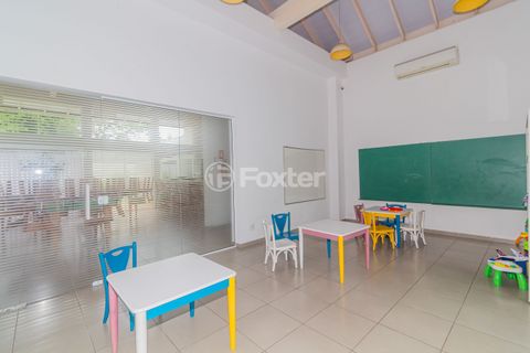 Image 7 - 930275