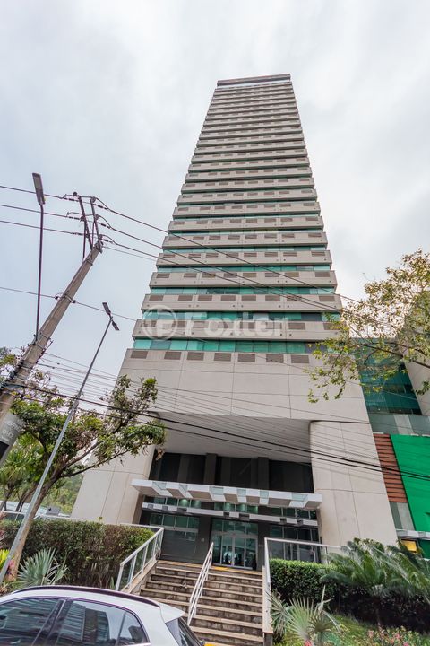 Image 11 - 894179