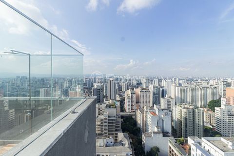 Image 17 - 887235