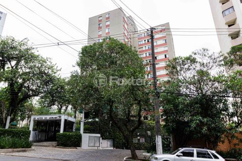 Image 6 - 932437