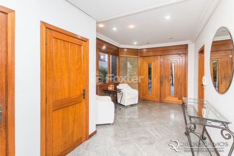 Image 7 - 884953