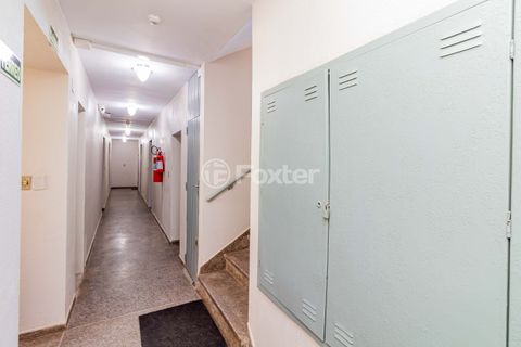 Image 7 - 250378