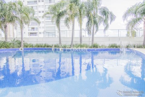 Image 9 - 930337