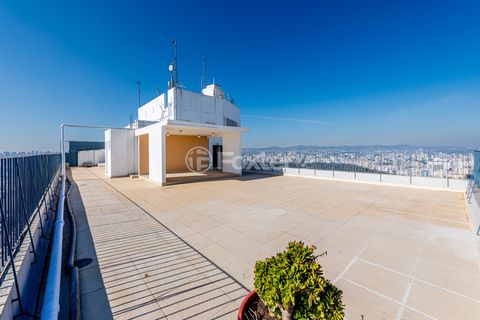 Image 8 - 853762