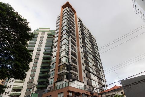 Image 13 - 876065