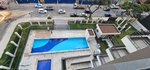 Image 19 - 883641