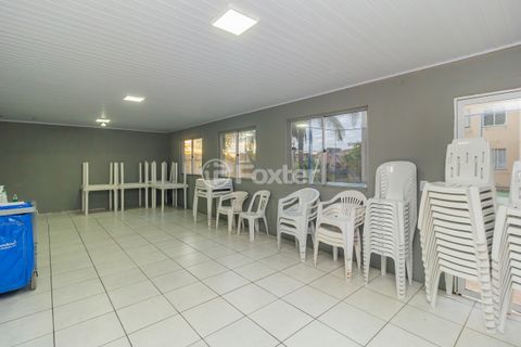 Image 19 - 872042
