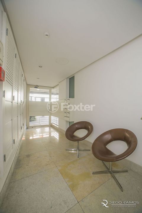 Image 9 - 891829