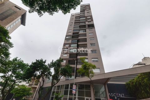 Image 9 - 744394