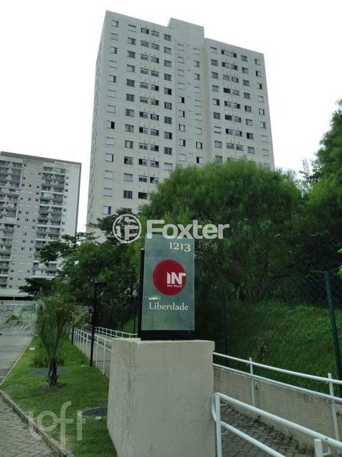 Image 12 - 869181