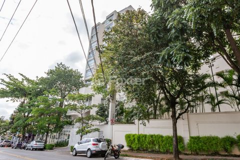 Image 14 - 918542