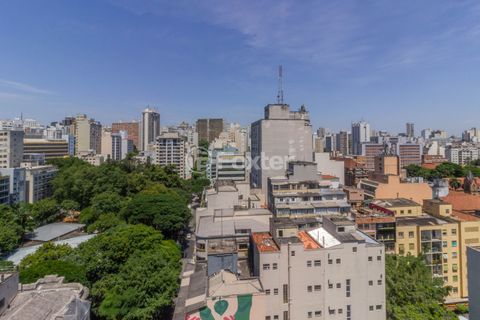 Image 9 - 875751