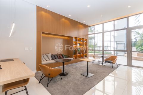 Image 3 - 851892