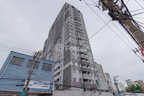 Image 17 - 874277