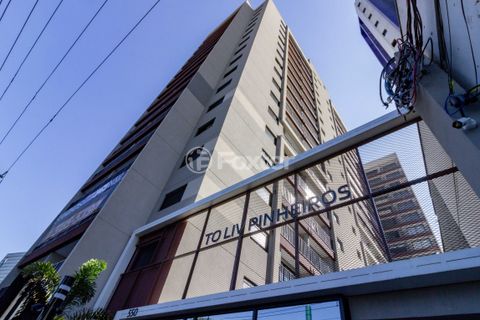 Image 12 - 881396