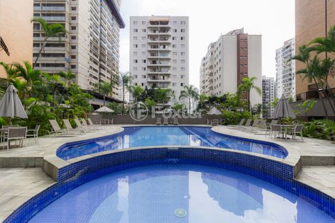 Image 19 - 886151