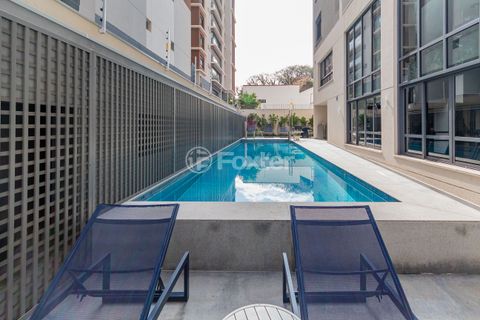 Image 9 - 878214