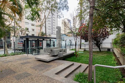 Image 11 - 917730
