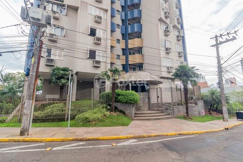 Image 16 - 924690