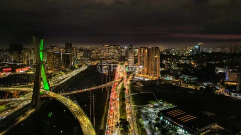 Image 10 - 865921