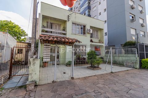 Image 16 - 893984