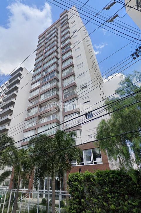 Image 0 - 869467