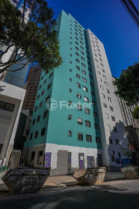 Image 1 - 875769
