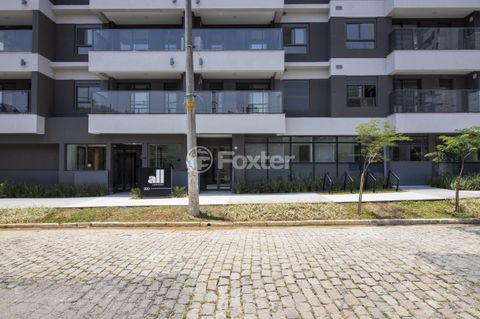 Image 1 - 872147