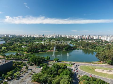 Image 16 - 872147