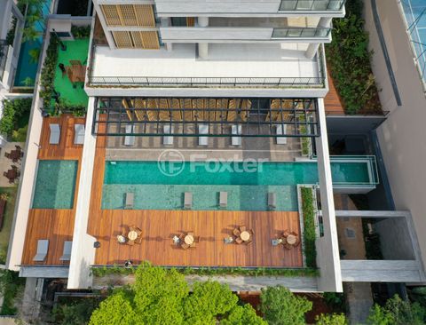 Image 8 - 877826