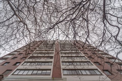 Image 1 - 569
