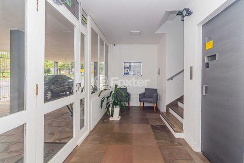 Image 18 - 900814