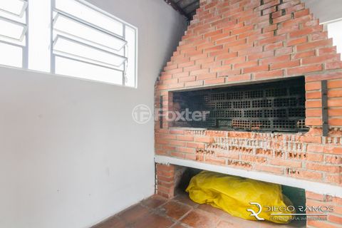 Image 9 - 878689