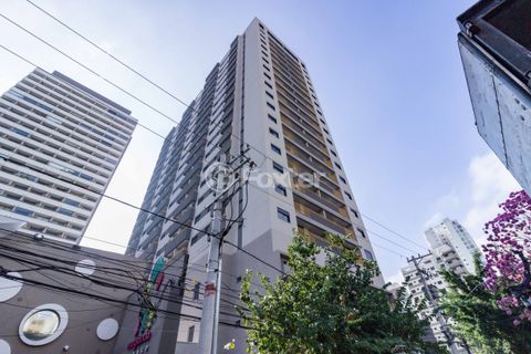 Image 19 - 875175