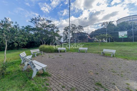 Image 17 - 853328