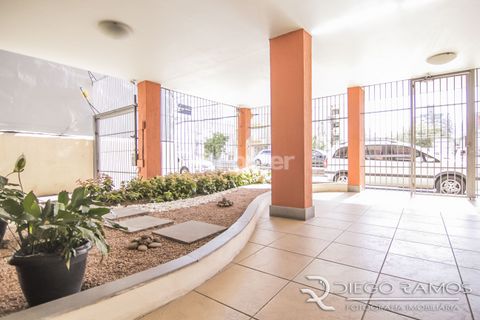 Image 8 - 872767